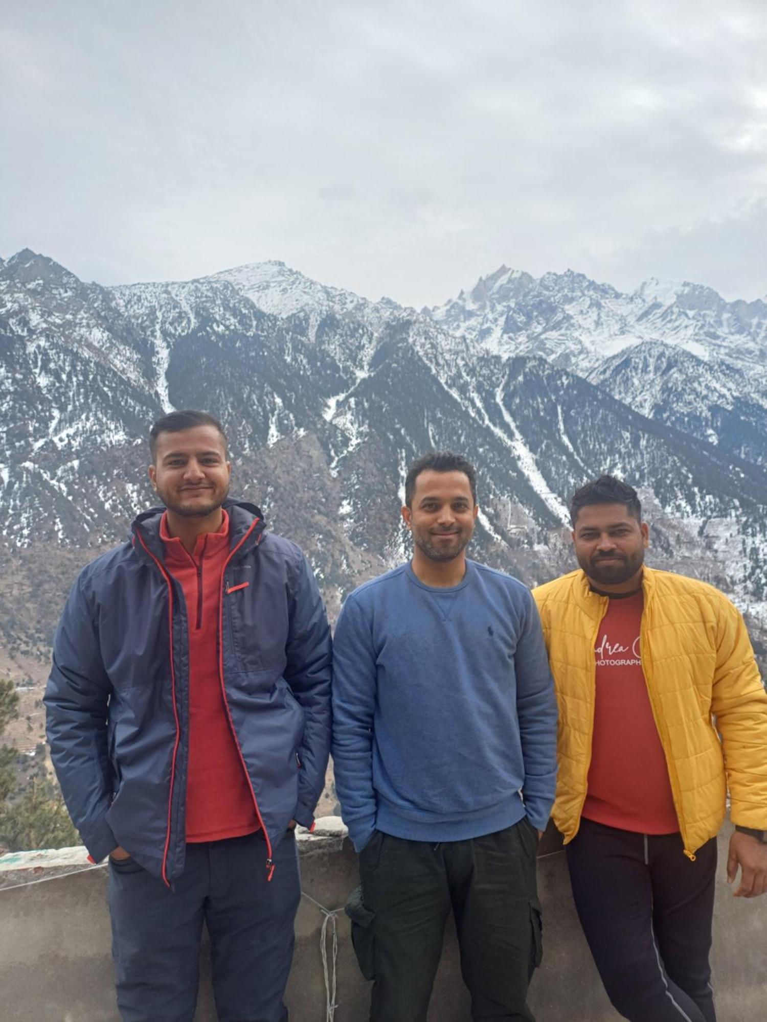Pine View Retreat Homestay Kalpa Buitenkant foto